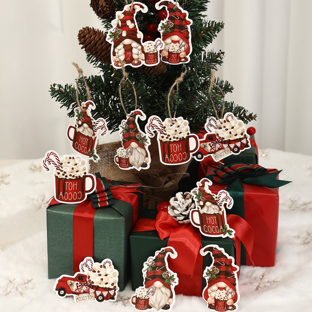 12pcs Christmas Santa Gnomes P - Home Bargains 评论和价格